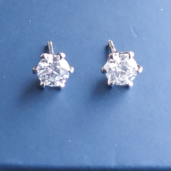 Moissanite Diamond Jewelry - NEW 1ctw Moissanite Martini Diamond Stud UNISEX Earrings in Silver Certified